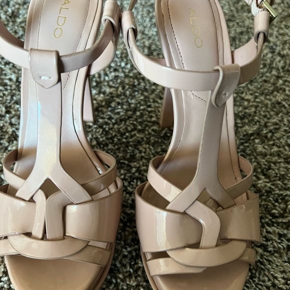 Aldo Patent Leather Heels - Picture 7 of 11